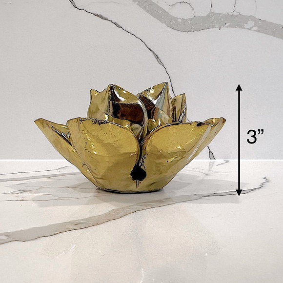 Gold Flower Petal Single Candle Holder - Picture 5 of 5